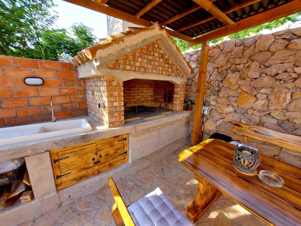 Holiday House Pag Zubovići Exterior foto