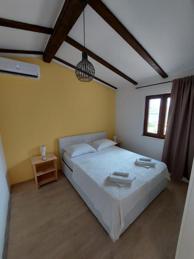 Holiday House Pag Zubovići Exterior foto